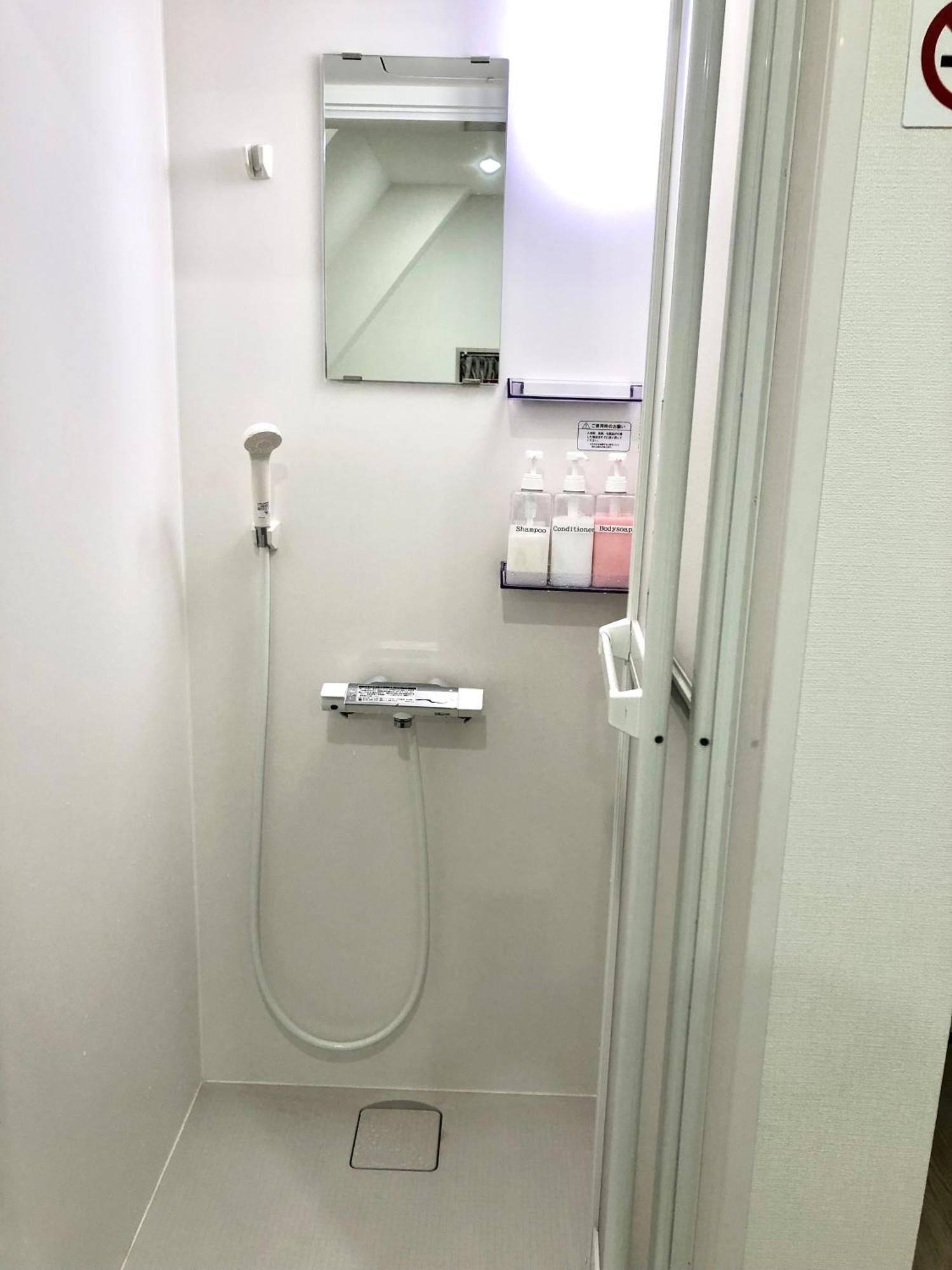 Oku Apartment Токіо Екстер'єр фото